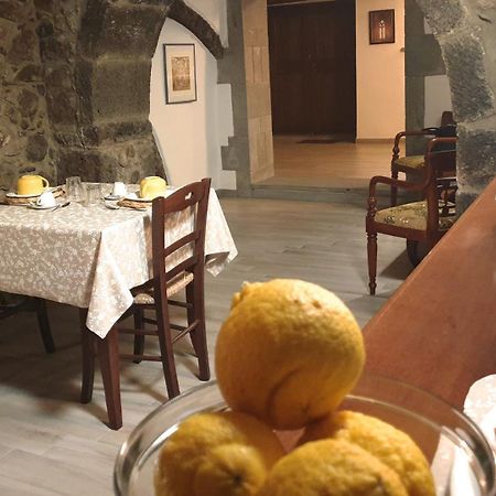 The Templars Guesthouse Santu Lussurgiu Eksteriør bilde