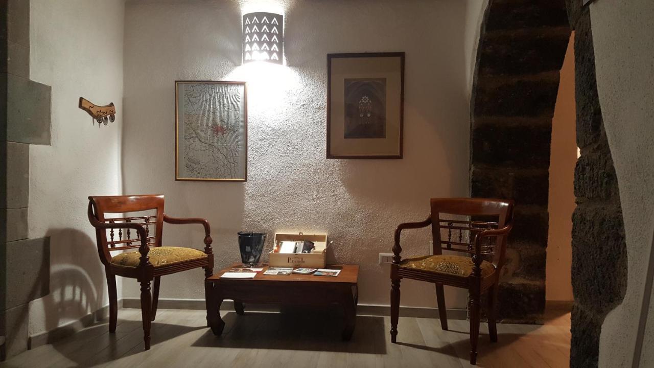 The Templars Guesthouse Santu Lussurgiu Eksteriør bilde