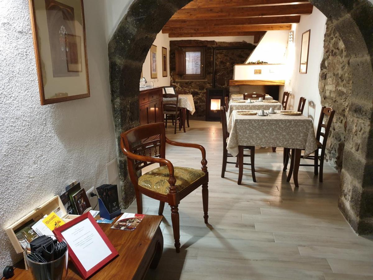 The Templars Guesthouse Santu Lussurgiu Eksteriør bilde