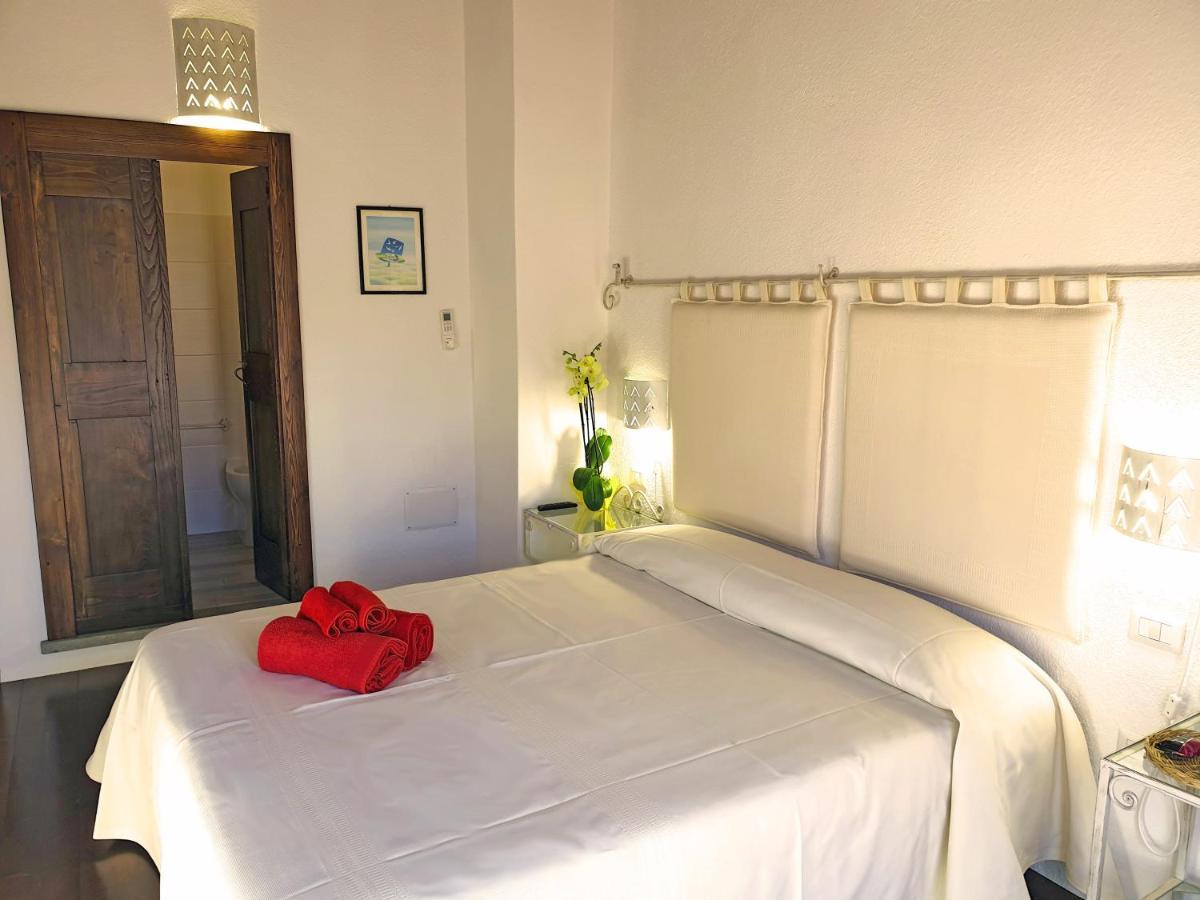 The Templars Guesthouse Santu Lussurgiu Eksteriør bilde