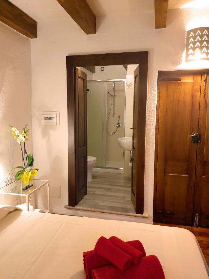 The Templars Guesthouse Santu Lussurgiu Eksteriør bilde